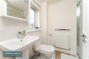 En-Suite- click for photo gallery